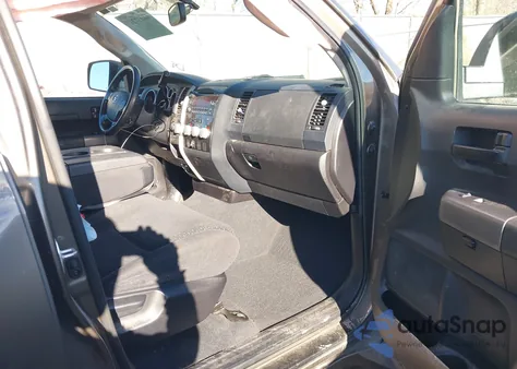 2013 Toyota Tundra Grade 5.7L V8 из США, поврежденный, VIN 5TFDW5F19DX292211